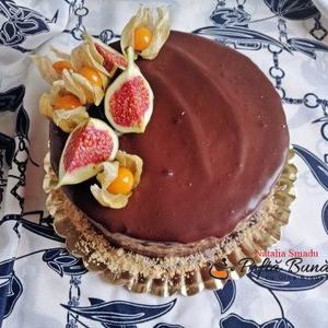 Tort Cu Crema De Vanilie Si Ciocolata Reteta Clasica From Pofta